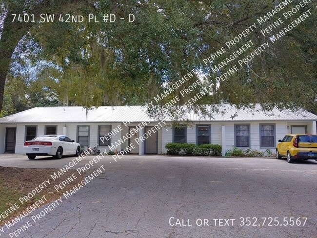 Building Photo - 7401 SW 42nd Pl Unit D