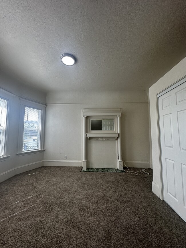 3256 Martin Luther King Jr Way