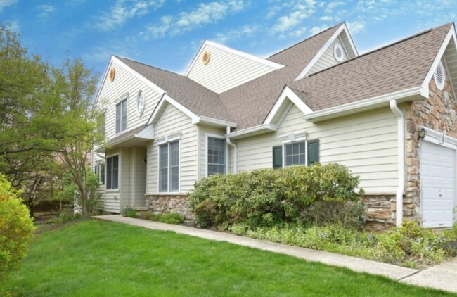 Photo - 253 Patriot Hill Dr