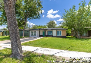 Photo - 123 Marchmont Ln