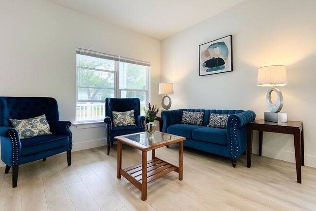 Photo - 716 Cathedral Pl