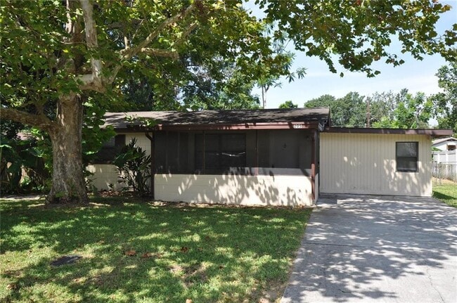 Building Photo - 205 Stribling Dr