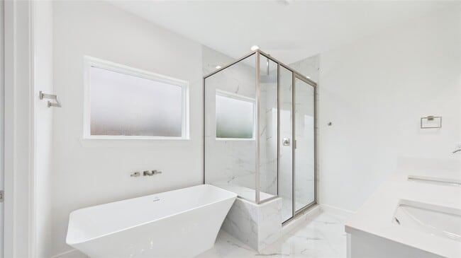 Building Photo - 6732 Lozier St