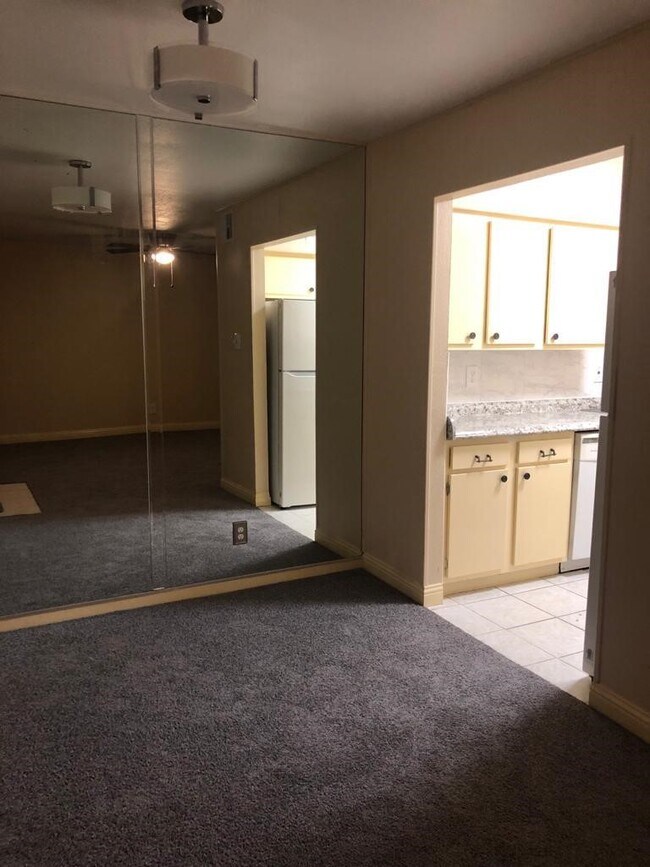 Photo - 8933 Gaylord Dr Unit 172