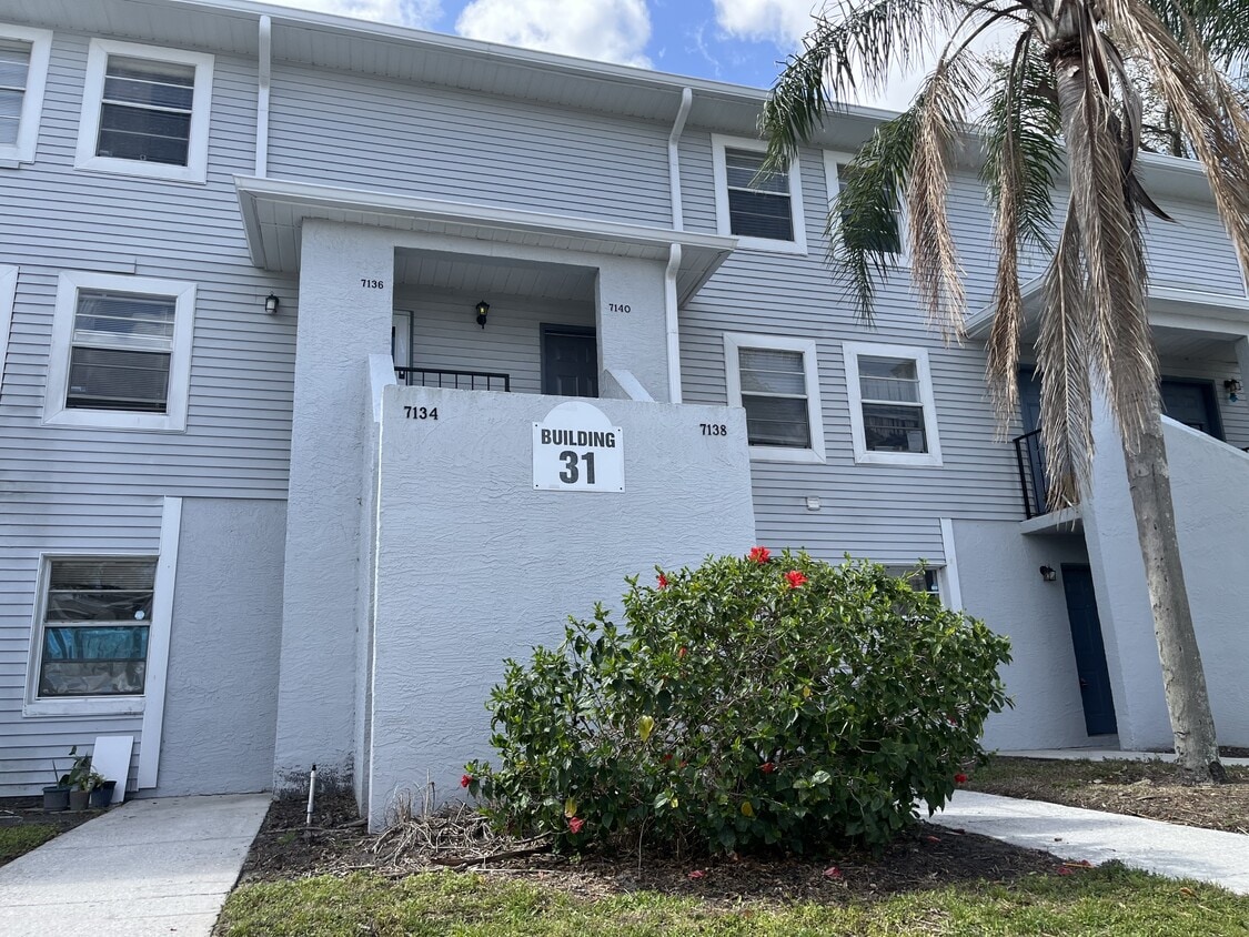 Photo - 7140 Waterside Dr (Tampa, FL)