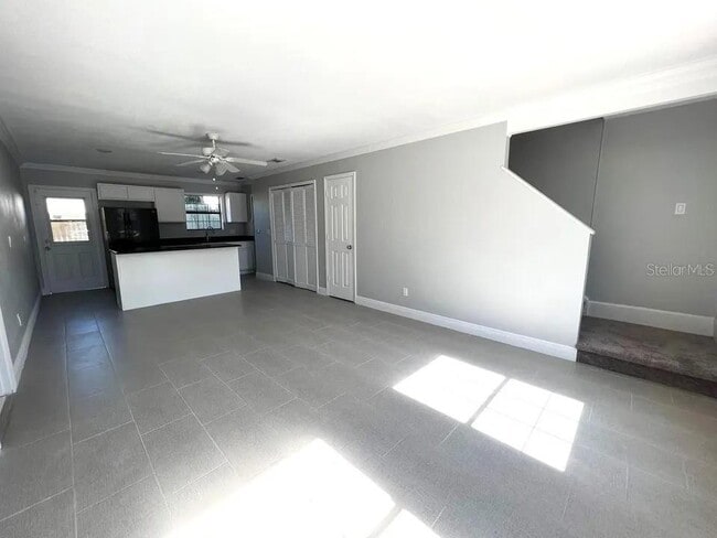 Photo - 453 Hemlock St