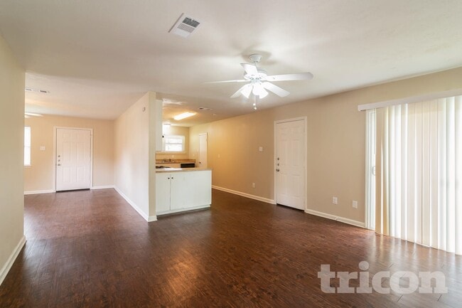 Photo - 5234 Jorns St