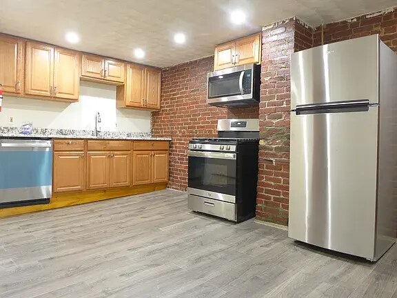 Photo - 95 Bragdon St