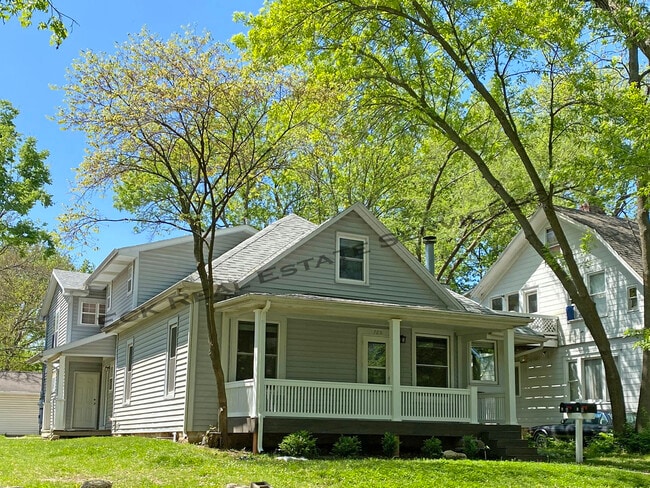 Houses for Rent in Lawrence, KS 