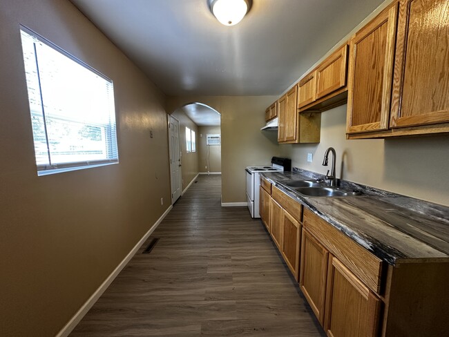 Photo - 2993 Southfield Dr