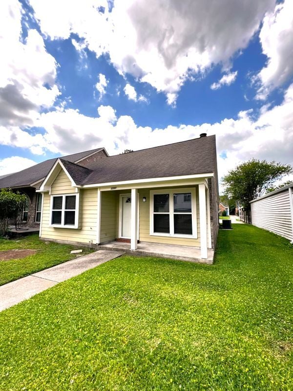 Photo - 1741 Twisted Oak Ln