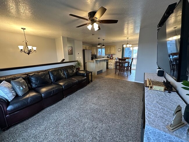 Photo - 1634 N 725 W