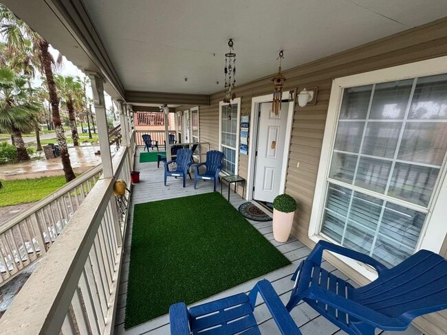 Photo - 101 E Capricorn Dr Unit A