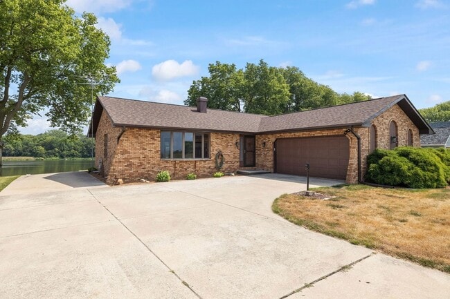 Photo - 24730 Cottage Rd House