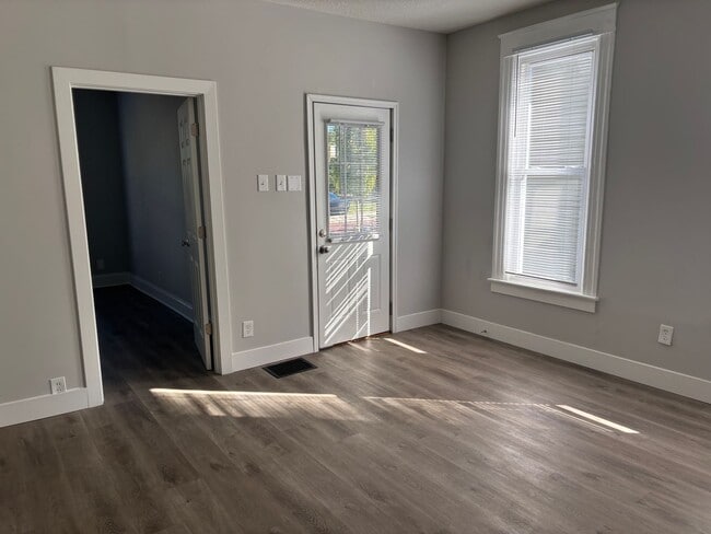 Photo - 1427 Wall St Unit 1st Floor