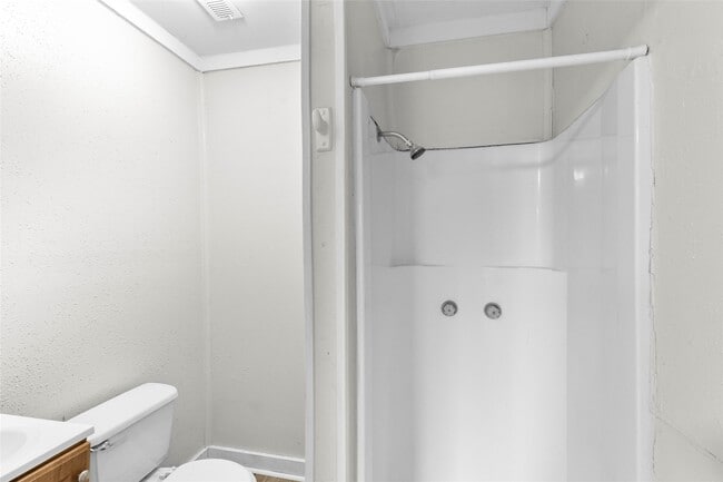 Building Photo - 31 B Jackson Rd Unit B