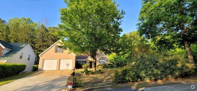 Building Photo - 5548 Silver Springs Dr Rental