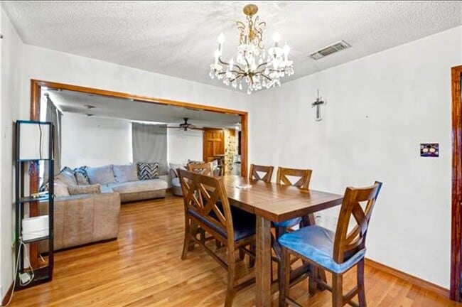 Photo - 1300 Belmont Pl