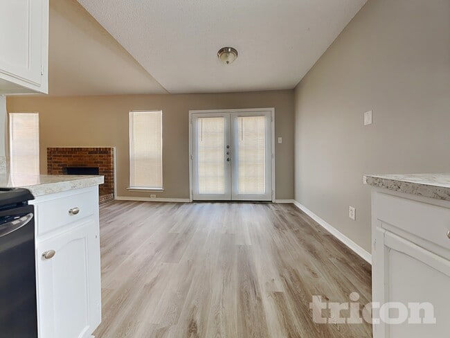 Photo - 5620 Oregon Trail Ct