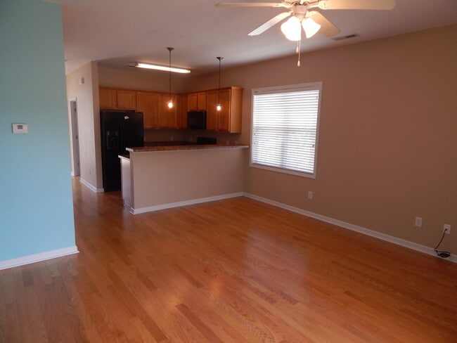 Photo - End Unit 3 Bedroom/3 Bath in Saylor's Watc...