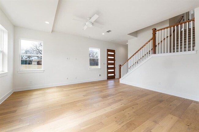 Photo - 304 East Dr Unit 304