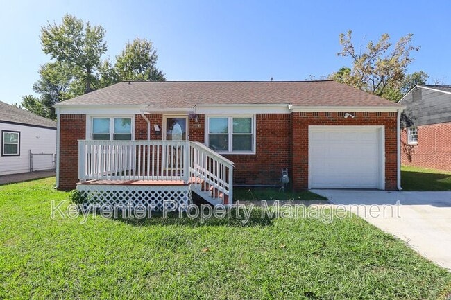 Building Photo - 736 N Gary Pl