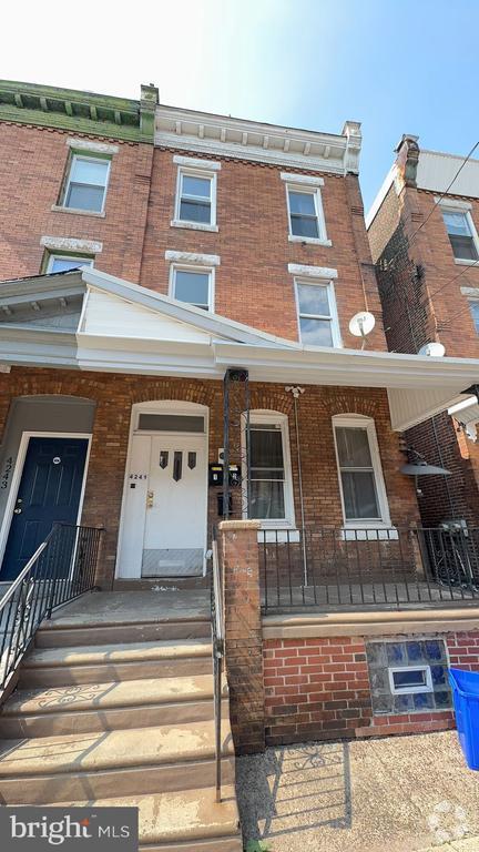 Building Photo - 4241 W Stiles St Rental