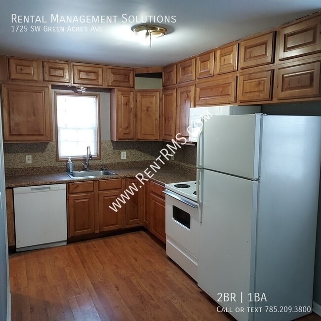 Photo - 1725 SW Green Acres Ave