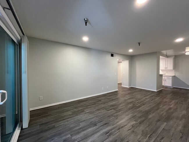 Photo - 110 South Sweetzer Ave