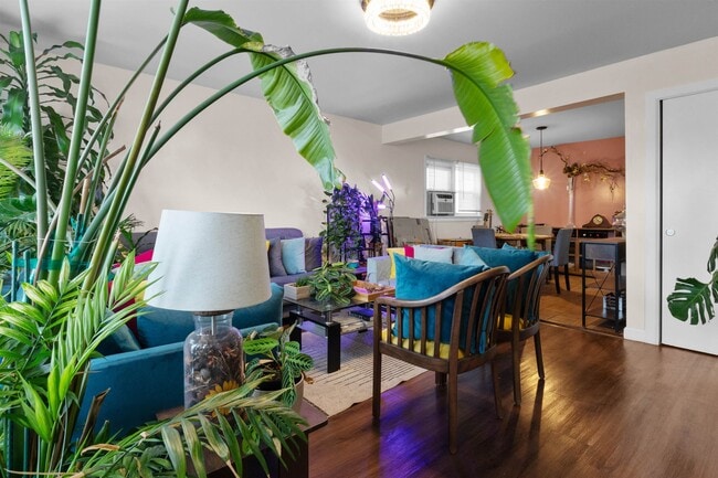 Photo - 180 MCADOO Ave Unit 1