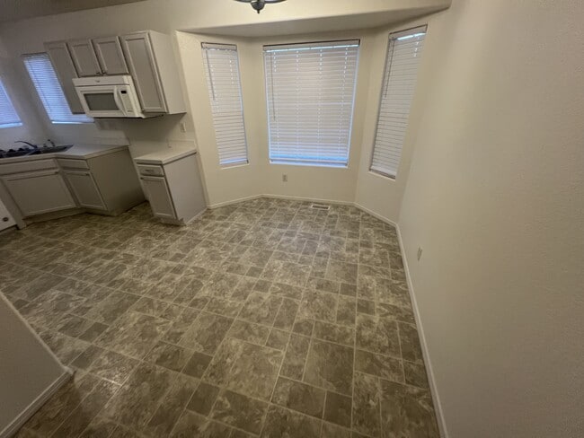 Photo - 2921 Anchor Dr