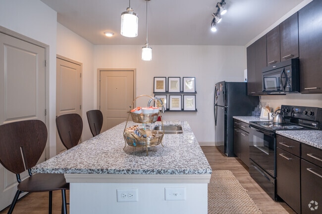 3 habitaciones, 3 baños - 111 m² - Cocina - Riverfront Village