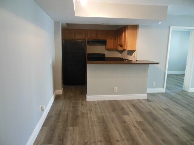 Photo - TWO BEDROOM TWO BATHROOM! WATERFRONT COMMUNITY Unidad 37