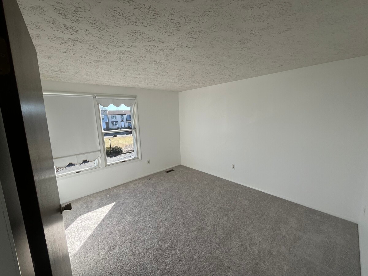 Photo - 6310 Meeting House Way