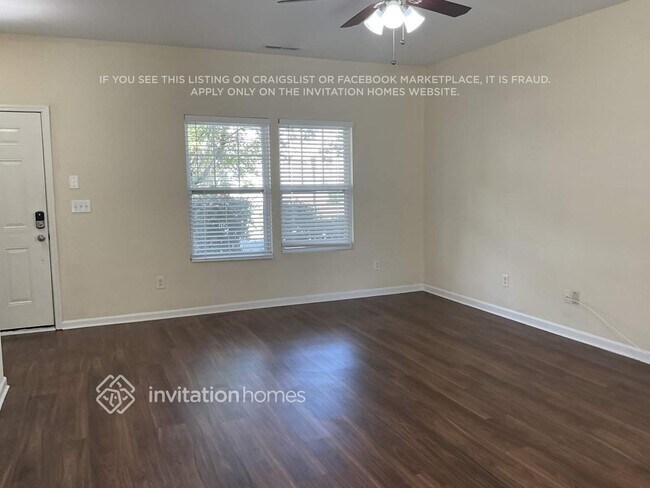 Photo - 1052 Sapphire Dr