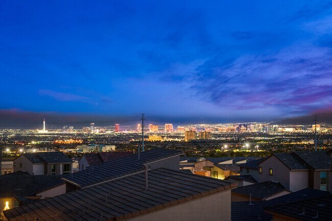 Photo - Tri-Level Three Bedroom Home with Spectacular City & Mountain Views