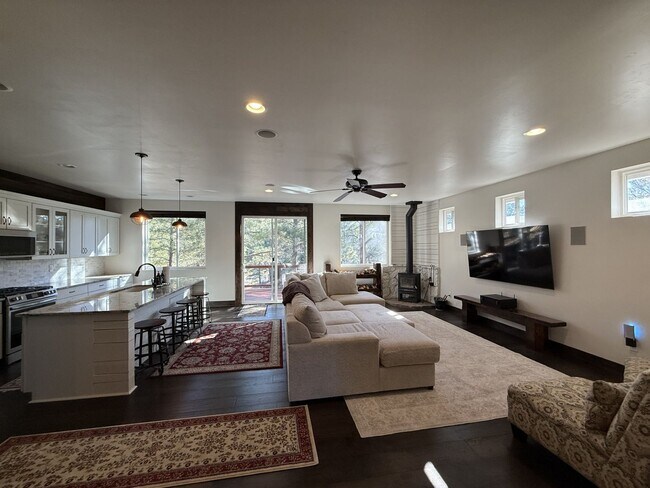 Photo - Discover your dream home in Flagstaff!