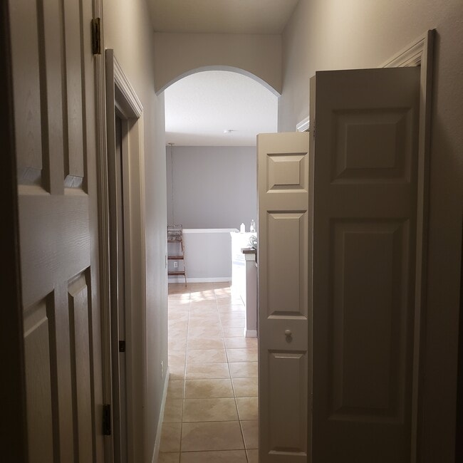 Photo - 2771 Oakwater Dr