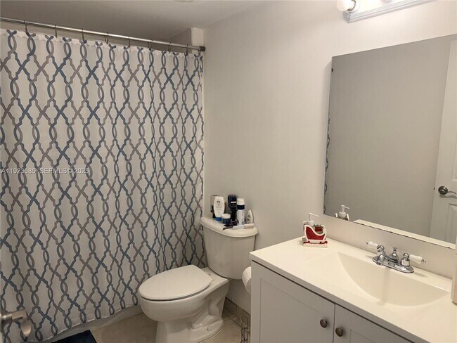 Photo - 695 SW 11th St Unit 202