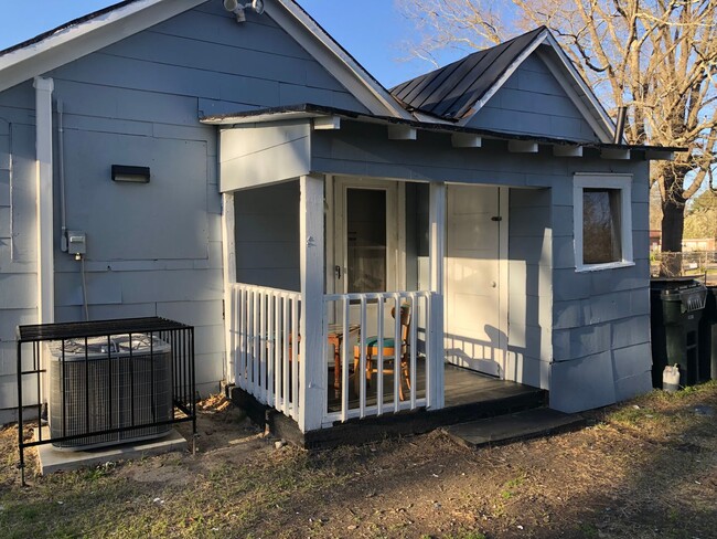 1105 Tower Hill Rd