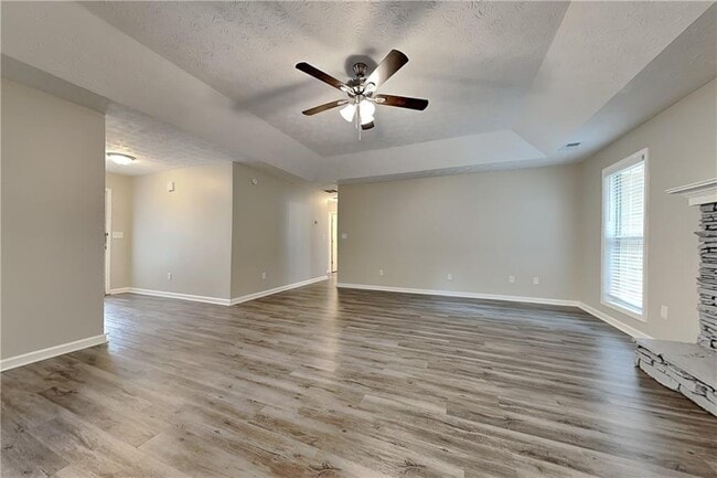 Photo - 70 Leighs Grove Way
