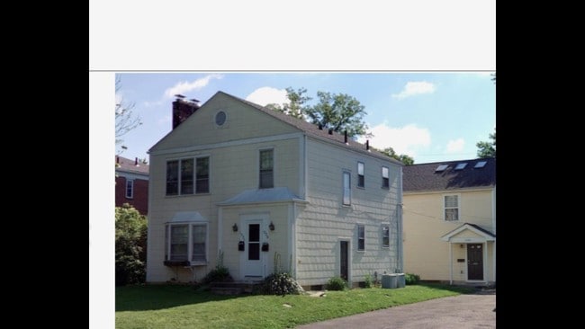 1 bedroom -private garage - 1330 Doten Ave Unit 1330 Doten Avenue