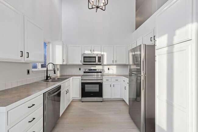 Photo - 87 Summit View Rd