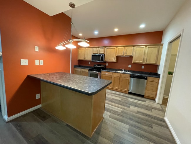 Photo - 346 S Dorsey Ln