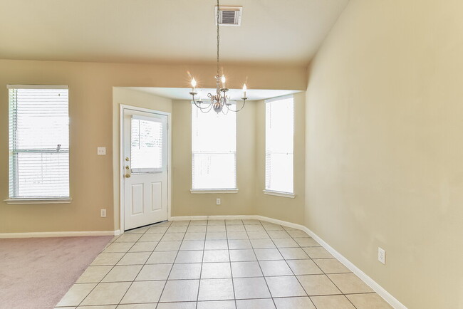 Photo - 5915 Ranch Riata Ct