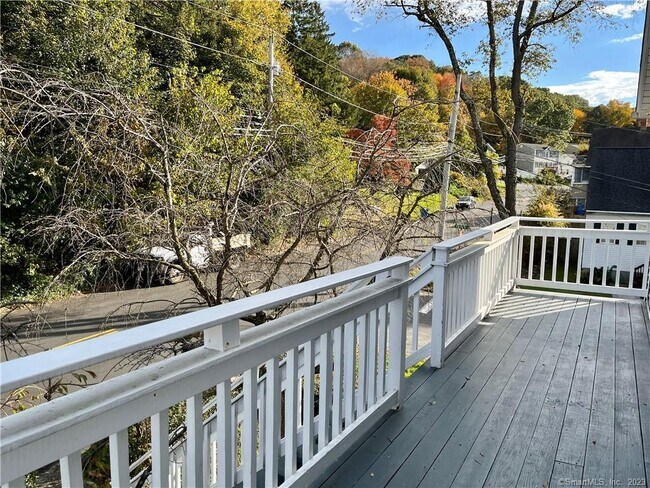 Photo - 113 Kneen St
