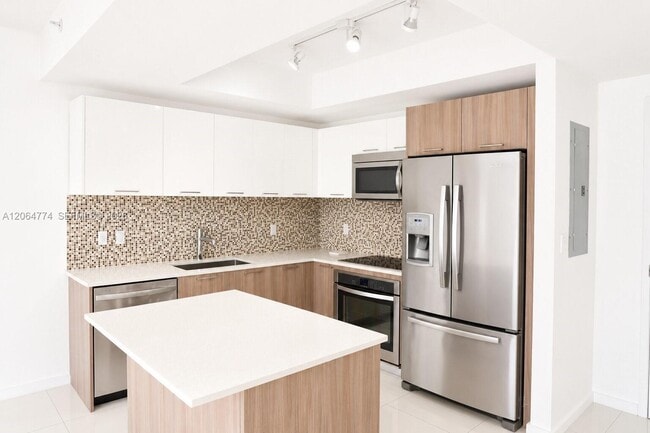 Photo - 5300 Paseo Blvd Unit 1409