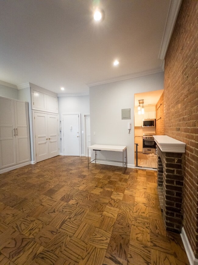 Photo - 316 W 83rd St Unit 3B