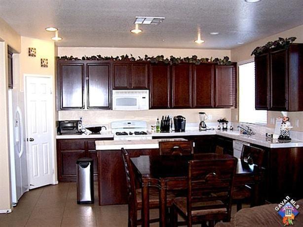 Photo - 37633 Bluette Ln