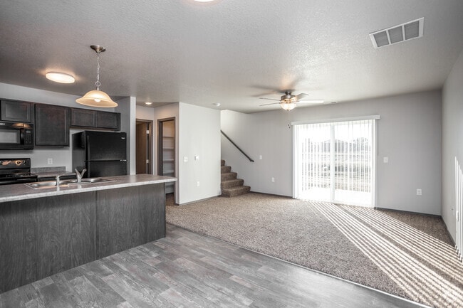 2BR, 1.5BA - Townhome/1,078 SF